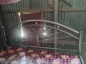 Strong Steel Bed