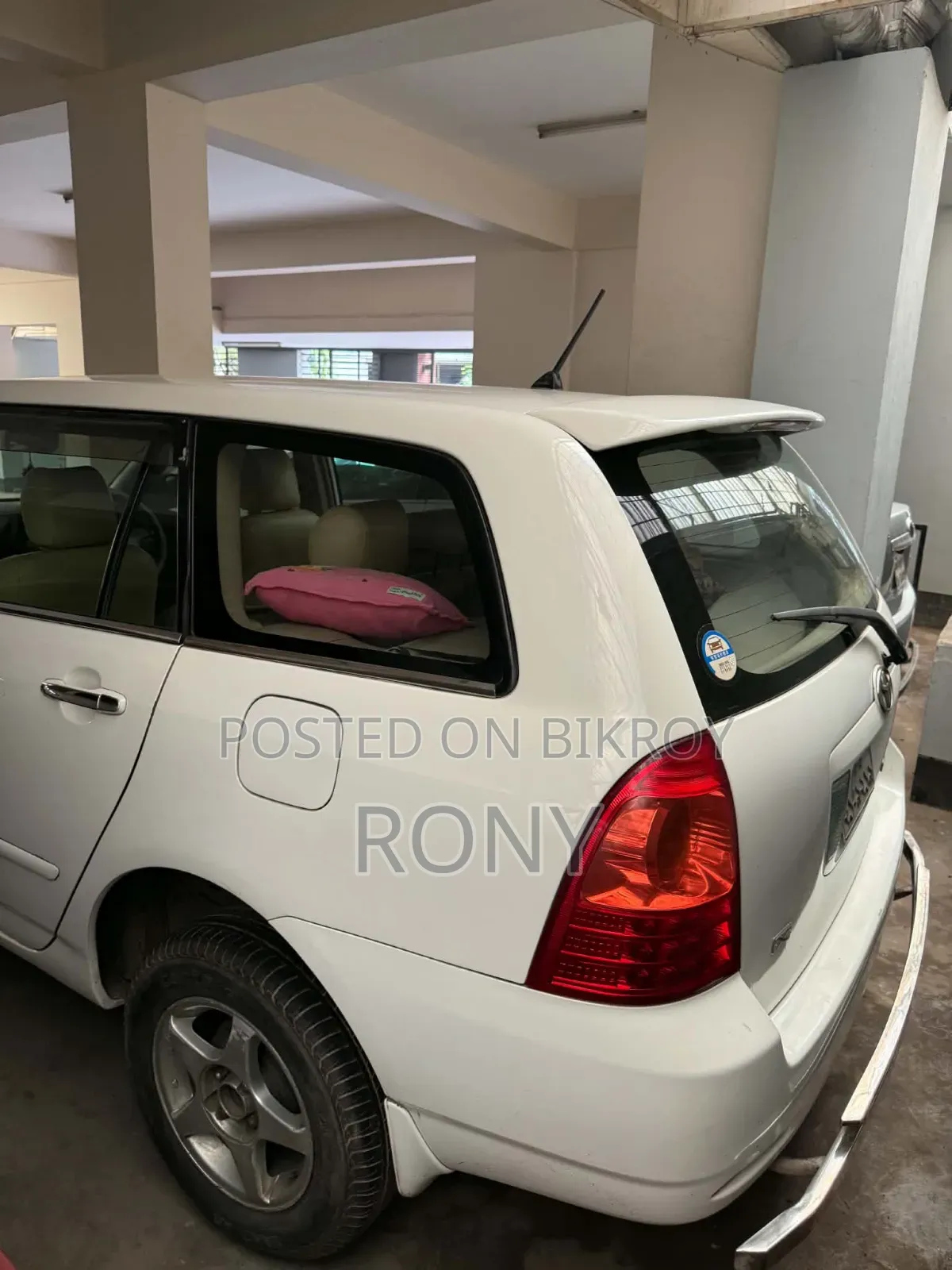 Toyota Corolla 2005 White