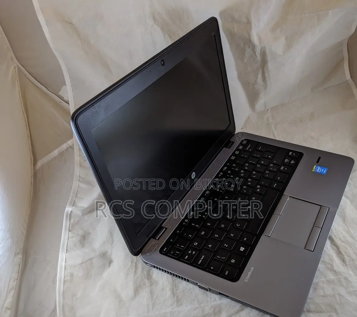 Laptop HP EliteBook 820 G1 8GB Intel Core i5 SSD 256GB