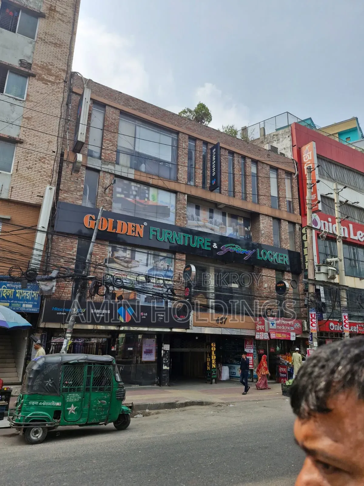 রামপুরা মেইন রাস্তার সাথে চারতলা কমার্শিয়াল বিল্ডিং বিক্রি হবে