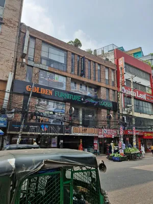 রামপুরা মেইন রাস্তার সাথে চারতলা কমার্শিয়াল বিল্ডিং বিক্রি হবে
