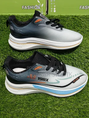 Trendy Fashion Running Shoe