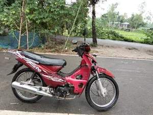 রানার বুলেট ১০০ ২০১৭ রেড
