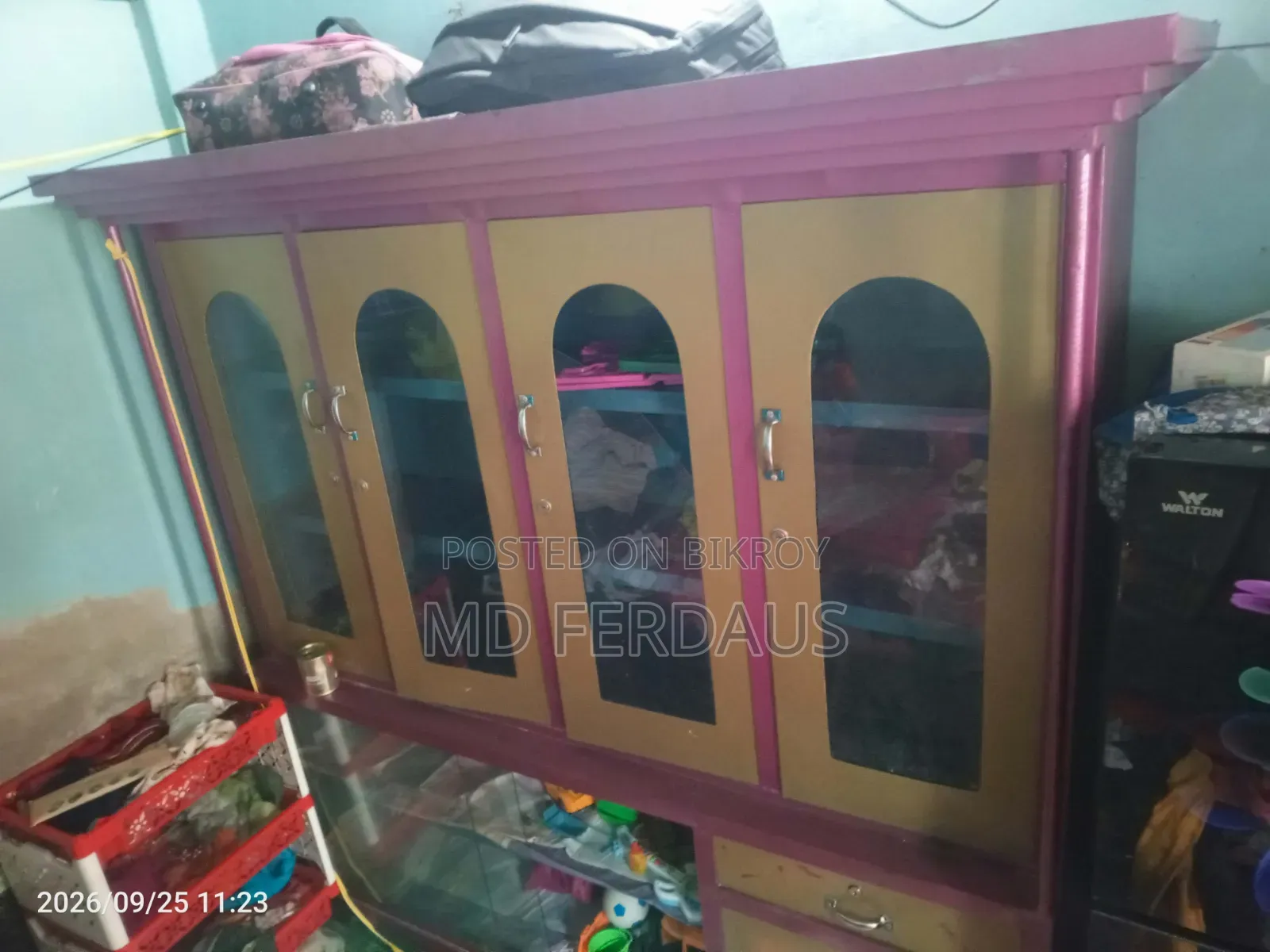 Used Steel Showcase for Sale | Good Condition.