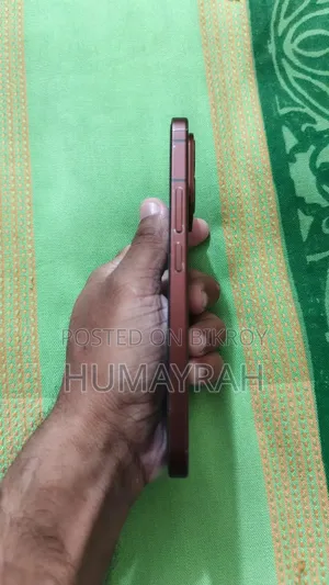 Vivo V70 256 GB Bronze