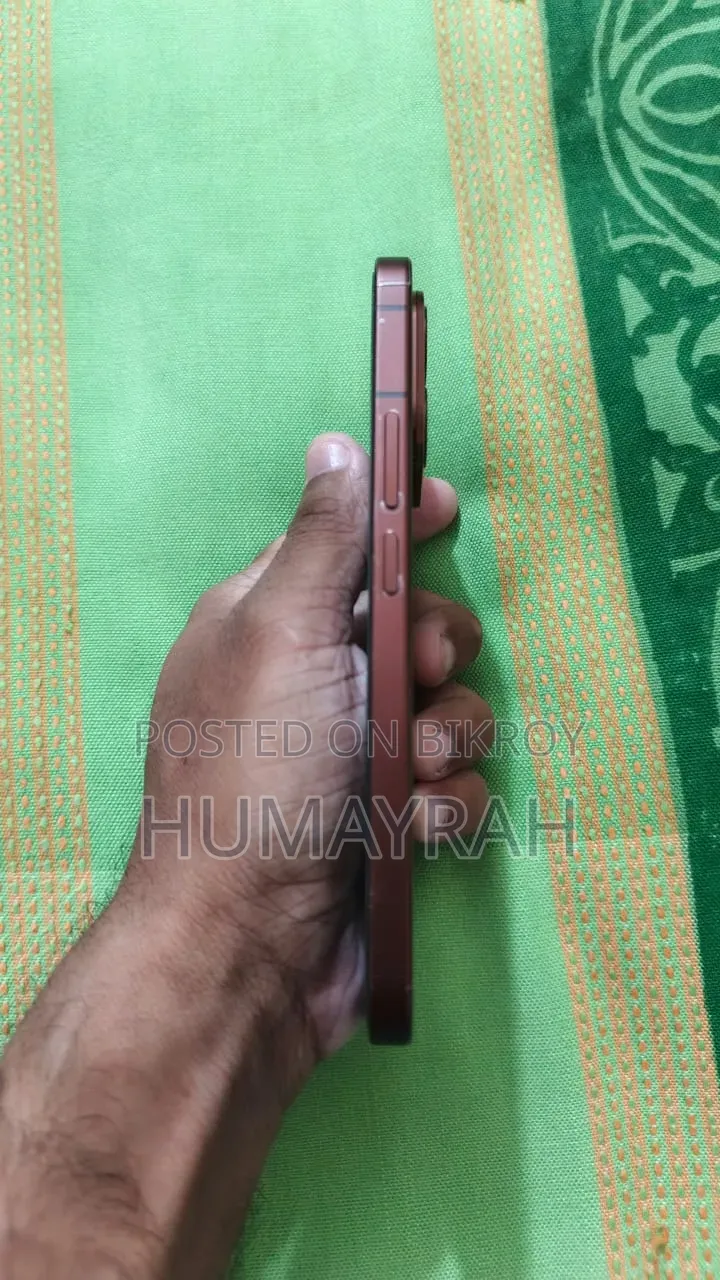 Vivo V70 256 GB Bronze