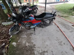 Honda 1998 Red