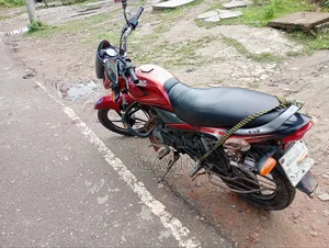 Bajaj Platina 110 2019 Red