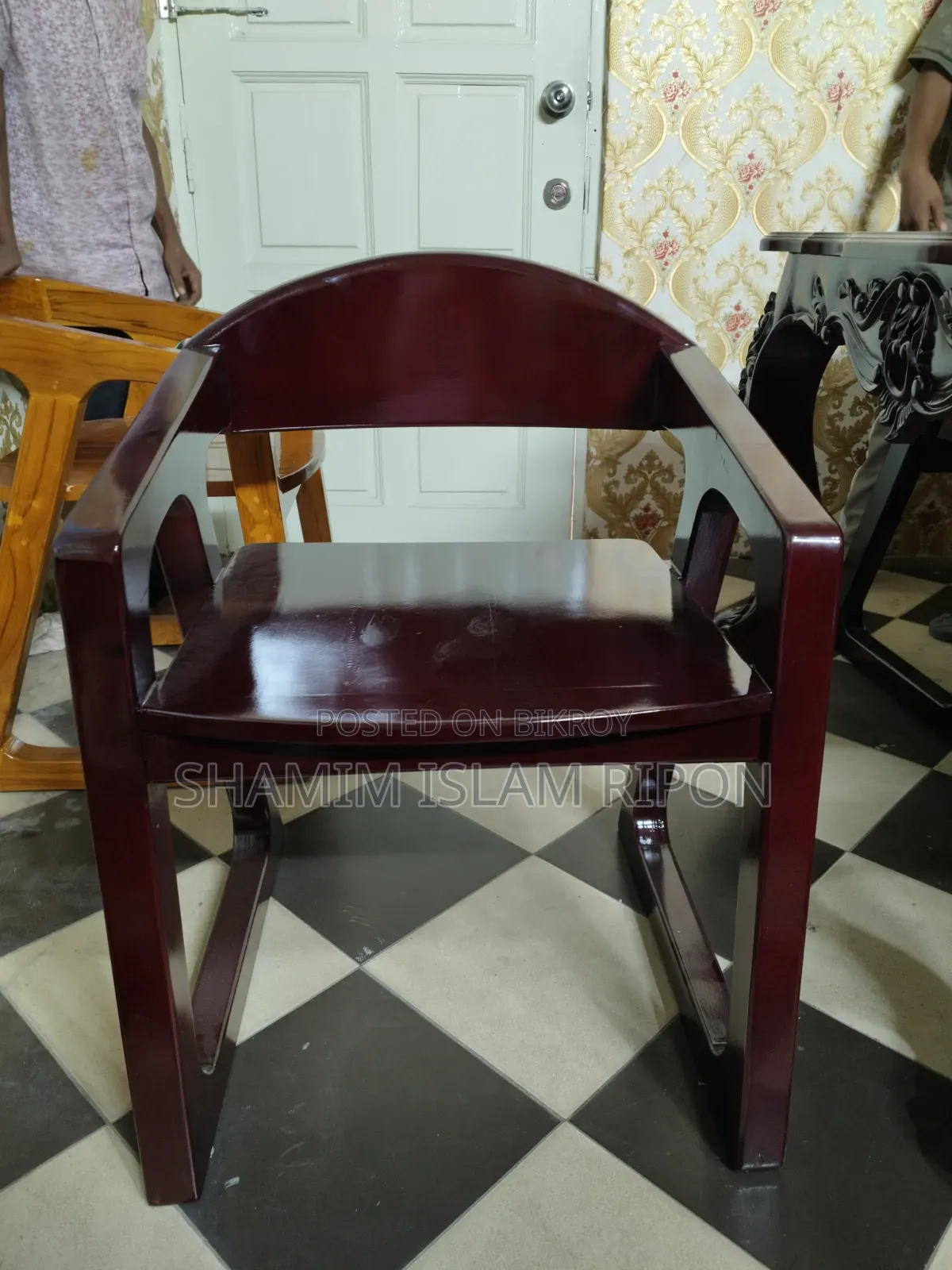 চিটাগাং সেগুন কাঠের ডাইনিং টেবিল