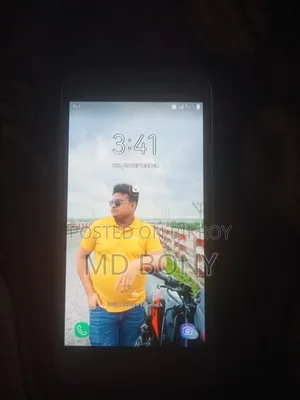 Samsung Galaxy J2 8 GB Gold