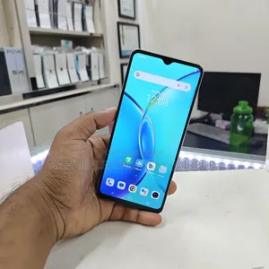 Vivo Y27 128 GB Blue