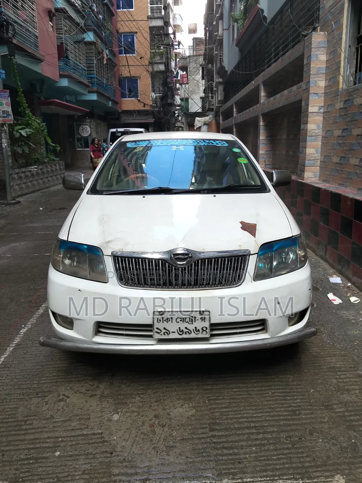 Toyota Corolla Sedan 2005 White