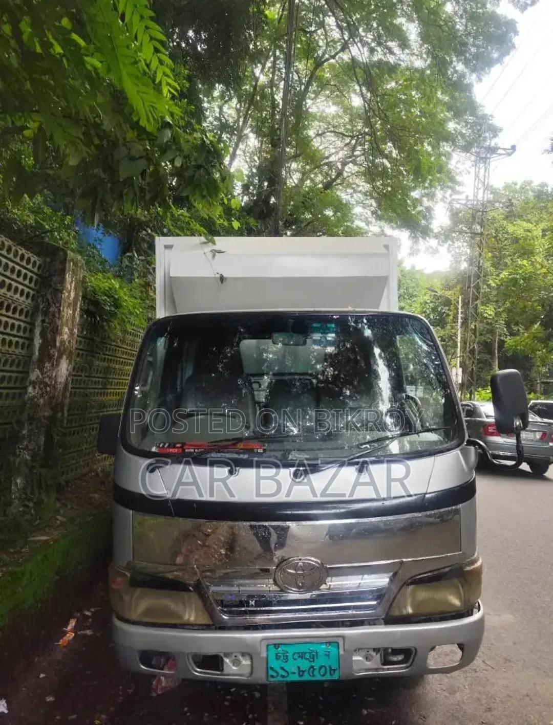 Toyota Dyna Delivery Van 2014 Diesel 5L Engine