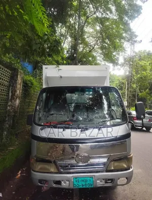 Toyota Dyna Delivery Van 2014 Diesel 5L Engine