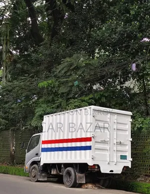Toyota Dyna Delivery Van 2014 Diesel 5L Engine