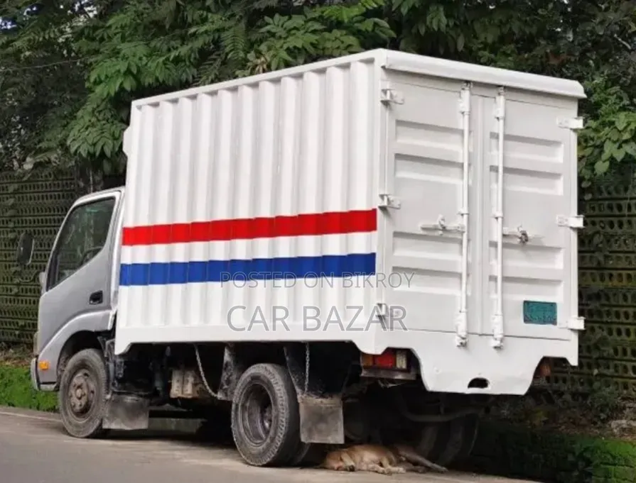 Toyota Dyna Delivery Van 2014 Diesel 5L Engine