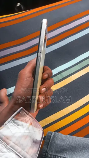 ভিভো ওয়াই১৬ ৬৪ জিবি কমলা