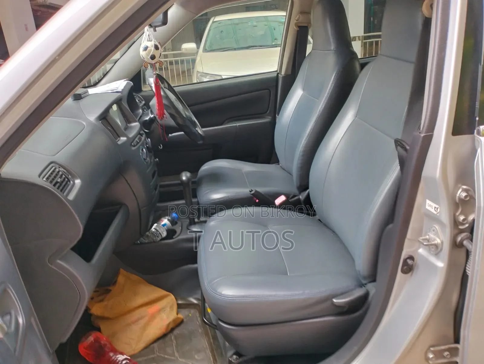 Toyota Probox 2012 Silver