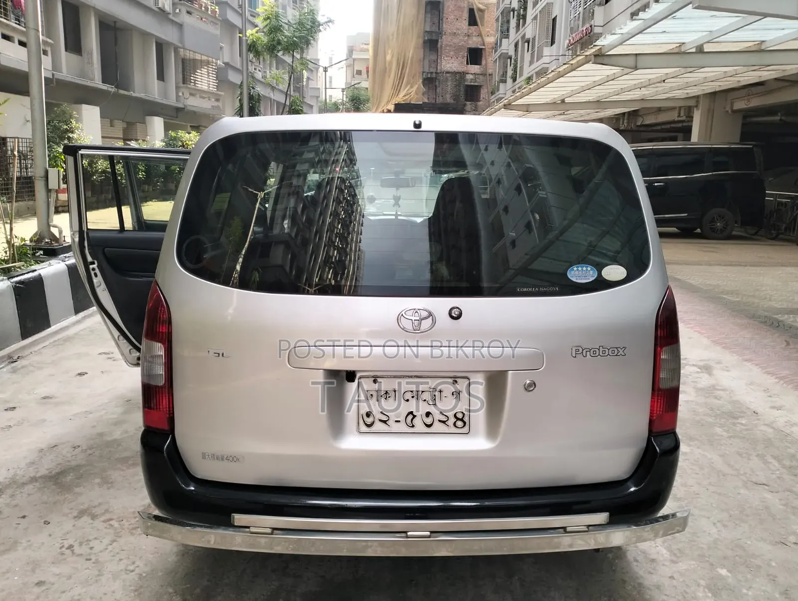 Toyota Probox 2012 Silver