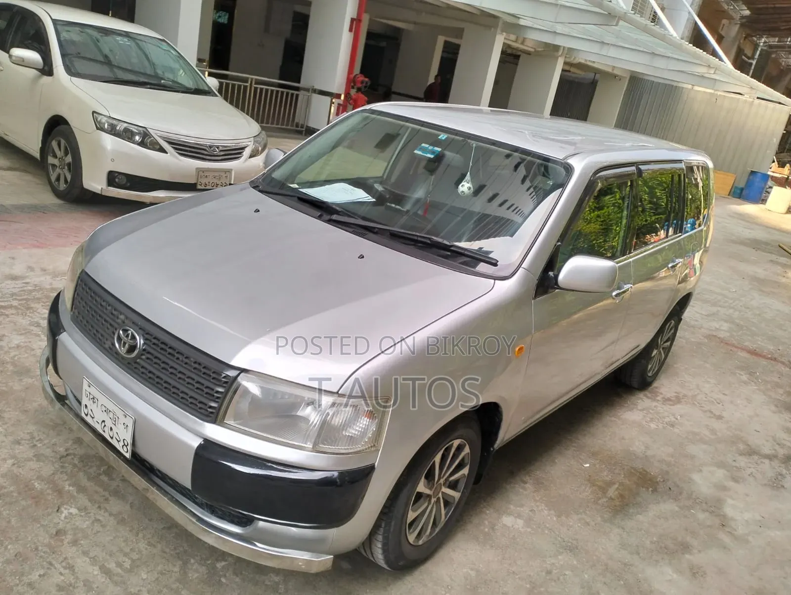 Toyota Probox 2012 Silver