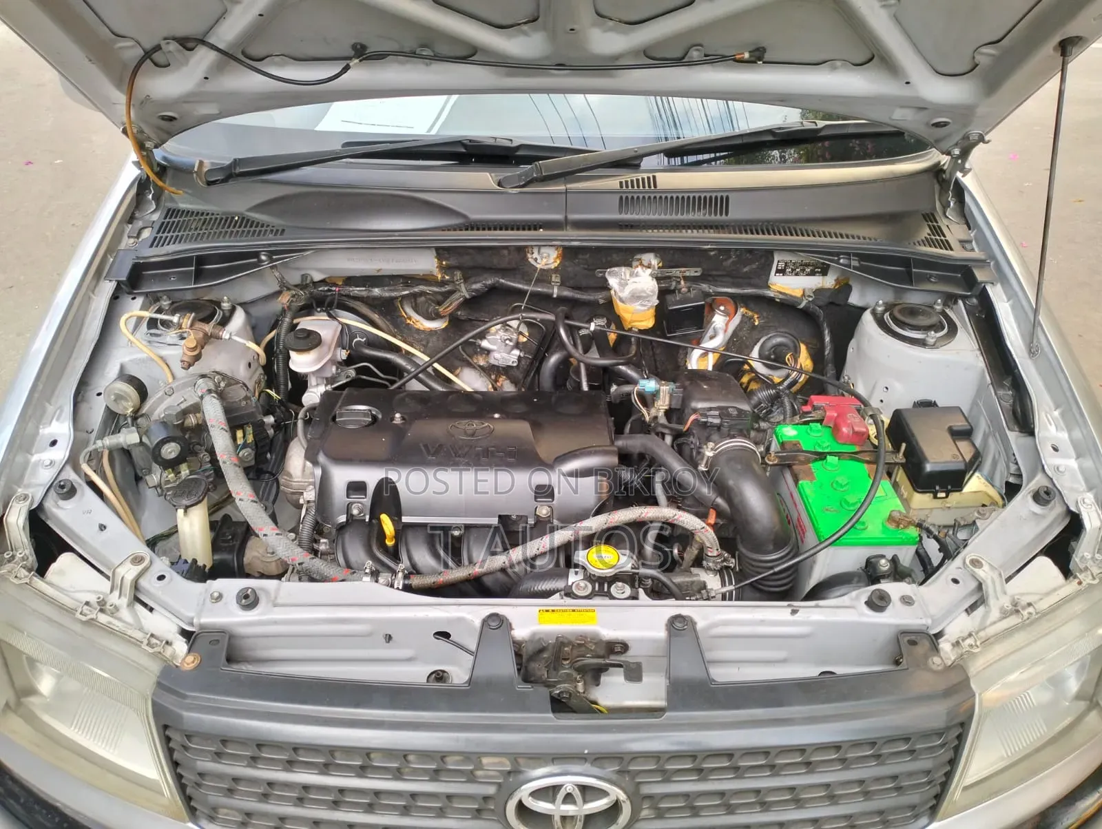Toyota Probox 2012 Silver