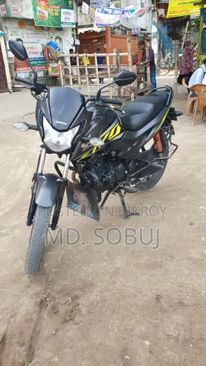 হোন্ডা লিভো ২০২২ গ্রে