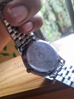 ভিন্টেজ ঘড়ি বিক্রির জন্য