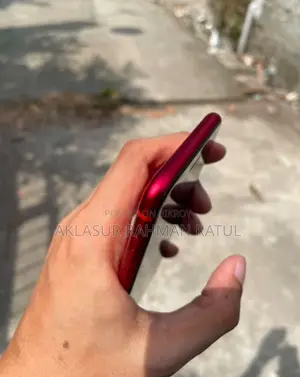 New Apple iPhone SE (2020) 64 GB Red
