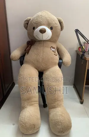 Giant Teddy Bear. Human Size Teddy Bear