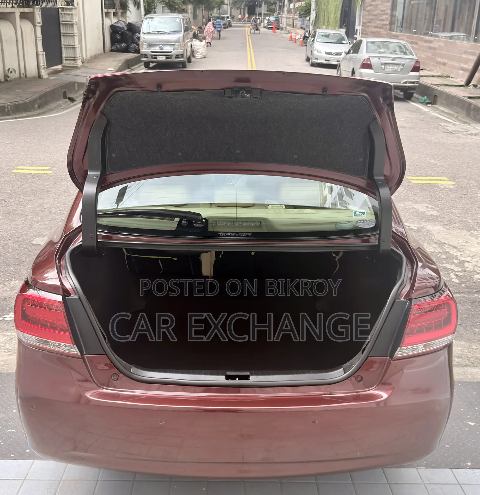 Toyota Premio 1.5 Front-Wheel Drive 2016