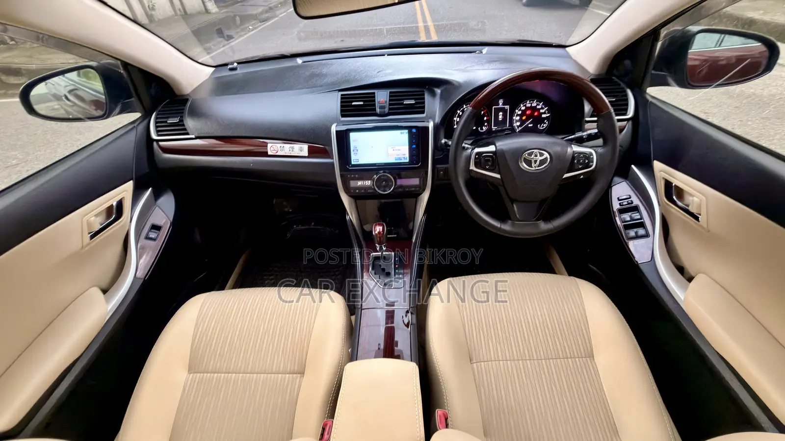 Toyota Premio 1.5 Front-Wheel Drive 2016