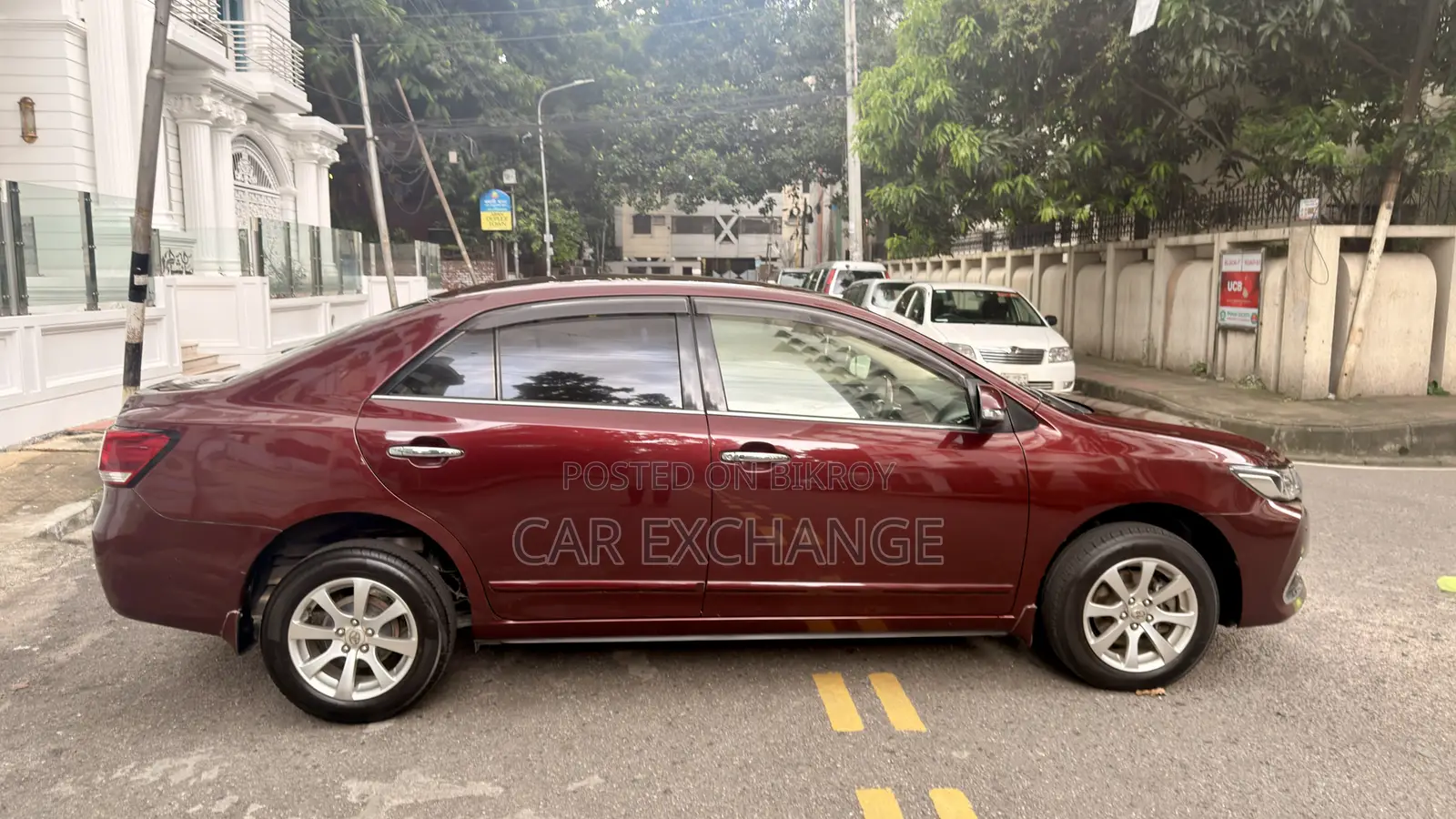 Toyota Premio 1.5 Front-Wheel Drive 2016