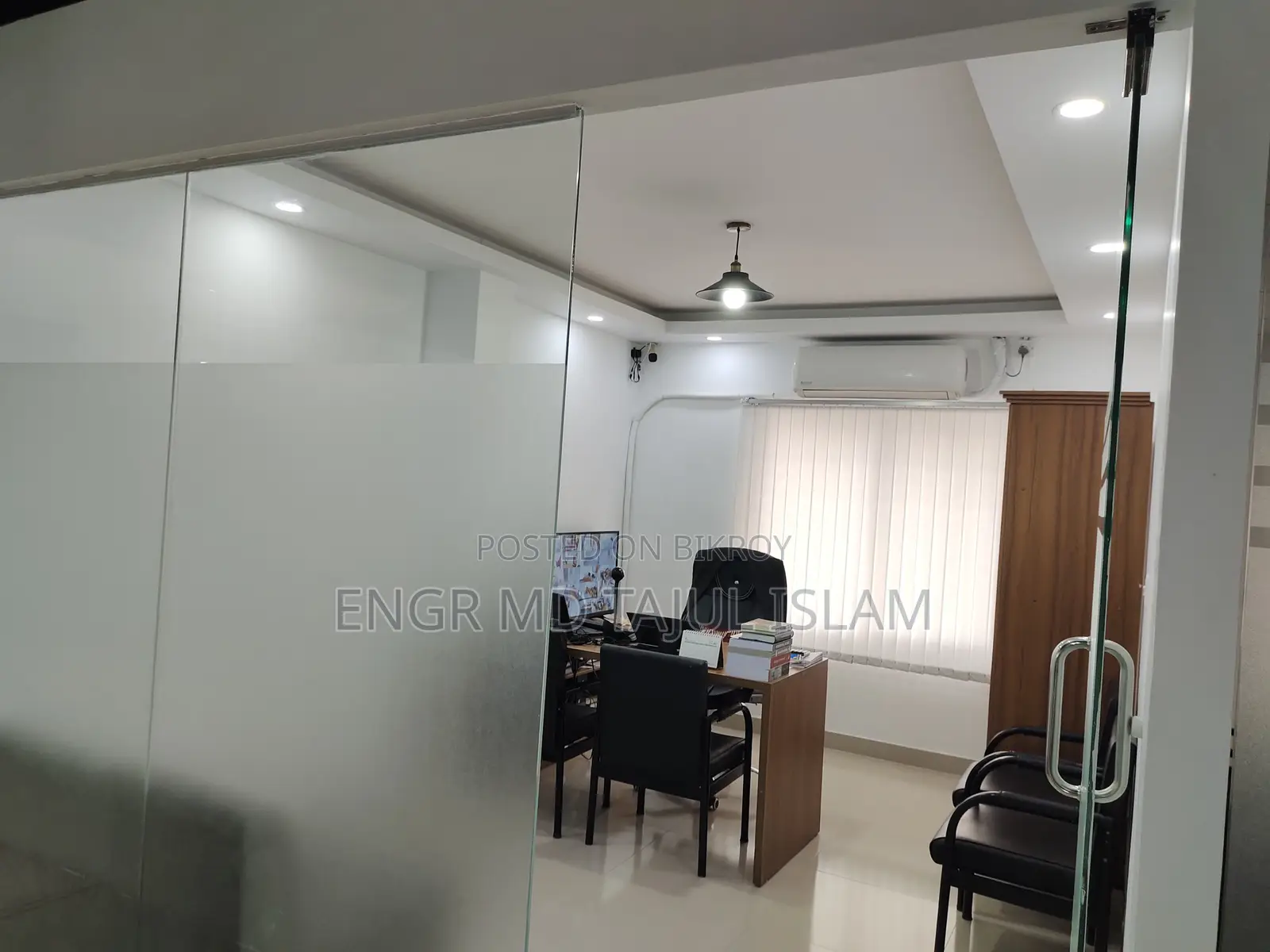 শ্যামলী স্কয়ারে ৩,৫০০ বর্গফুটের সম্পূর্ণ সাজানো রেডি অফিস ভাড়াতে দেওয়া হবে