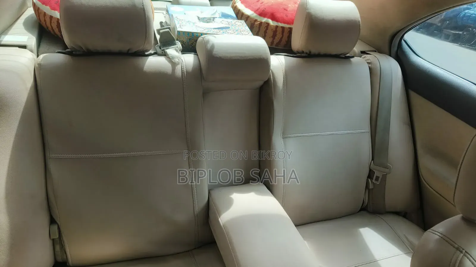 টয়োটা প্রমিও ২০০১ সাদা