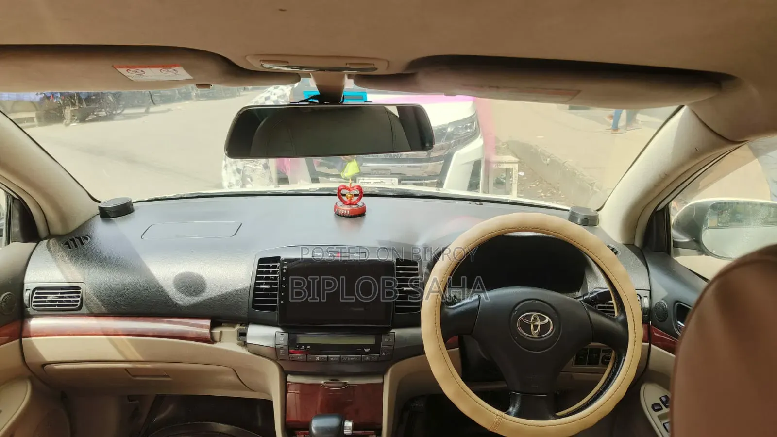 টয়োটা প্রমিও ২০০১ সাদা
