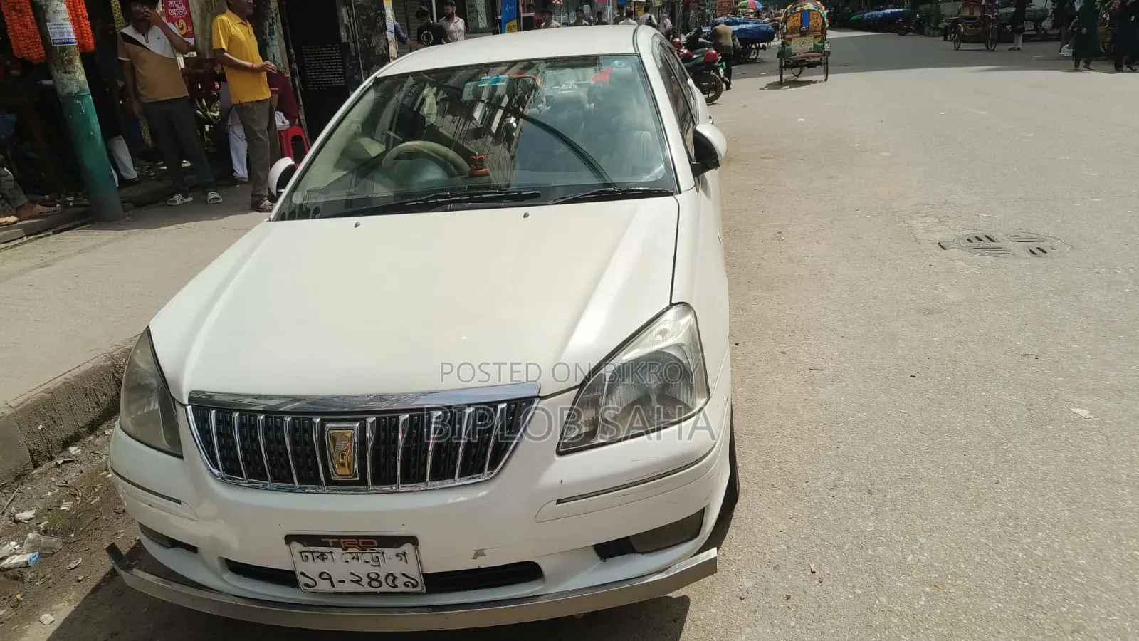 টয়োটা প্রমিও ২০০১ সাদা