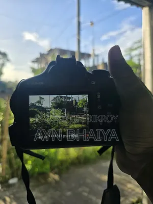 ক্যানন ২০০০ডি উইথ ইএফএস ১৮-৫৫মিমি কিট লেন্স