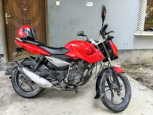 Bajaj Pulsar 135 LS 2011 Red