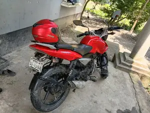 Bajaj Pulsar 135 LS 2011 Red