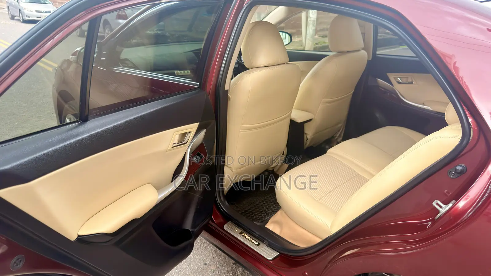 Toyota Premio 1.5 Front-Wheel Drive 2016