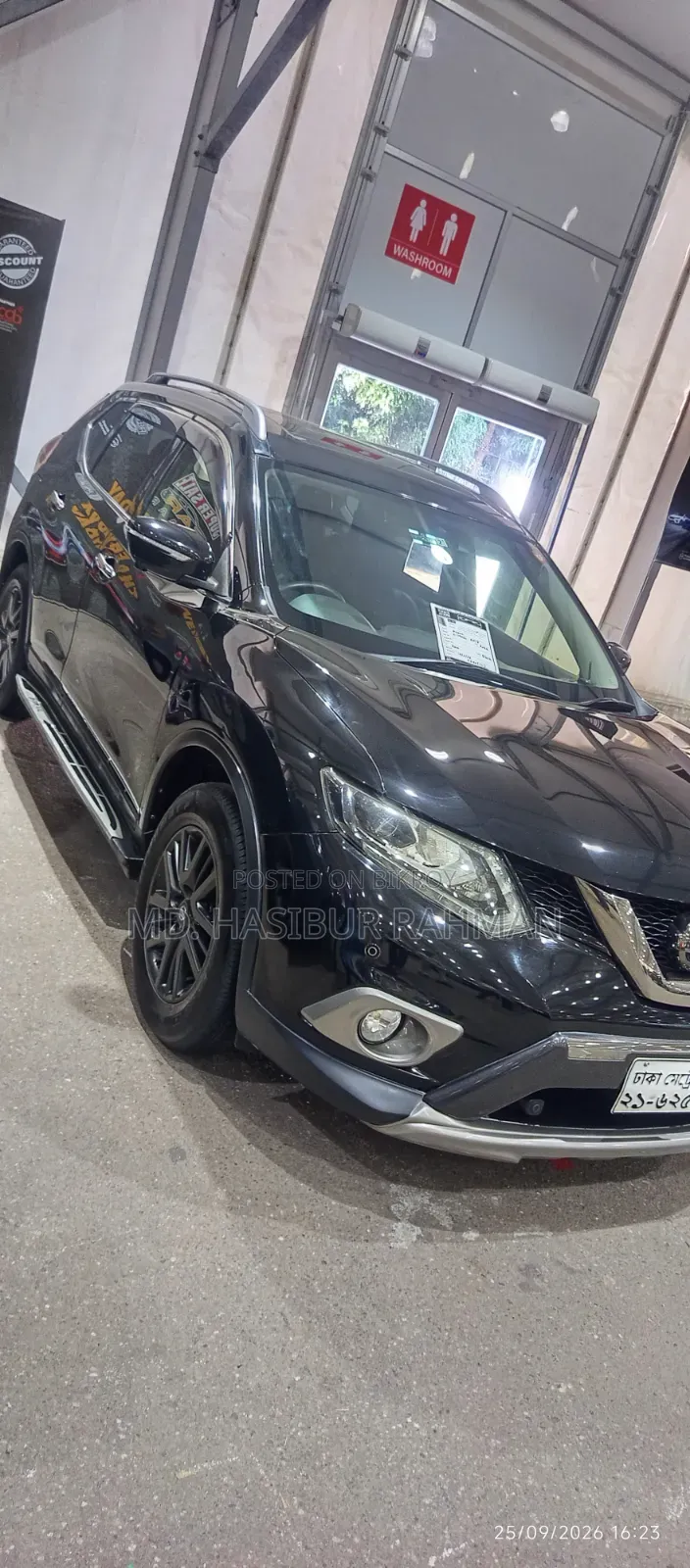 Nissan X-Trail 2.0 Hybrid Front-Wheel Drive 2017 Black