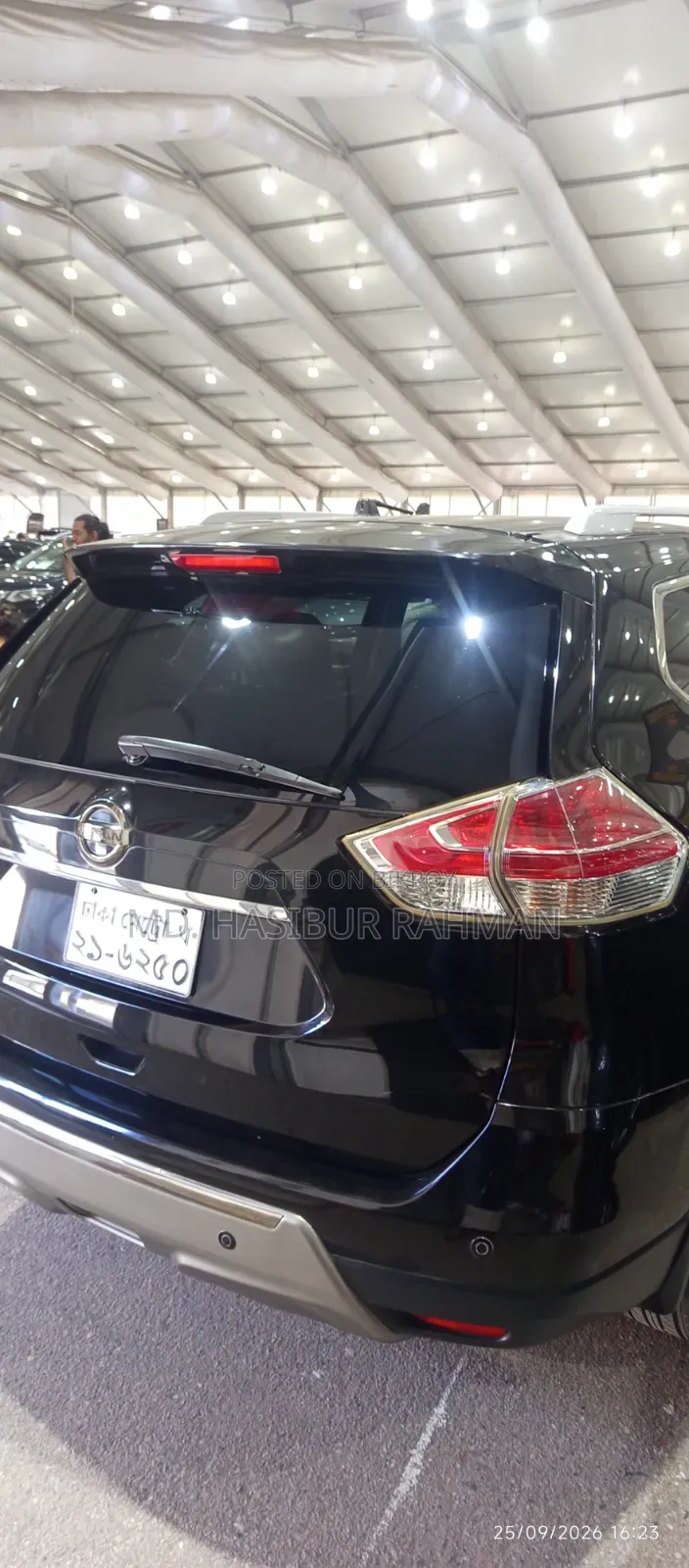 Nissan X-Trail 2.0 Hybrid Front-Wheel Drive 2017 Black