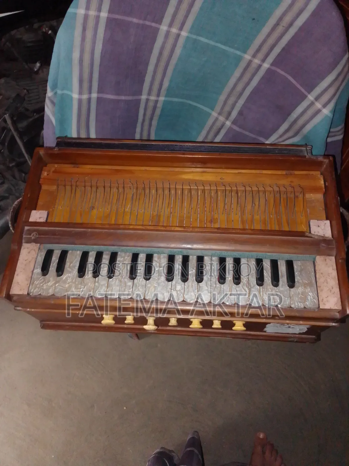 Urgent Harmonium Sale