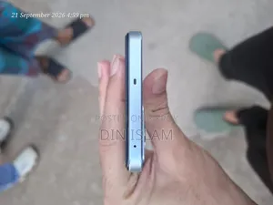 রিয়েলমি ১২৮ জিবি সিলভার
