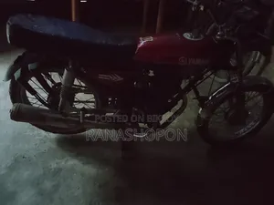 দাইয়ুন ডিওয়াই১০০-এ ২০১২ রেড