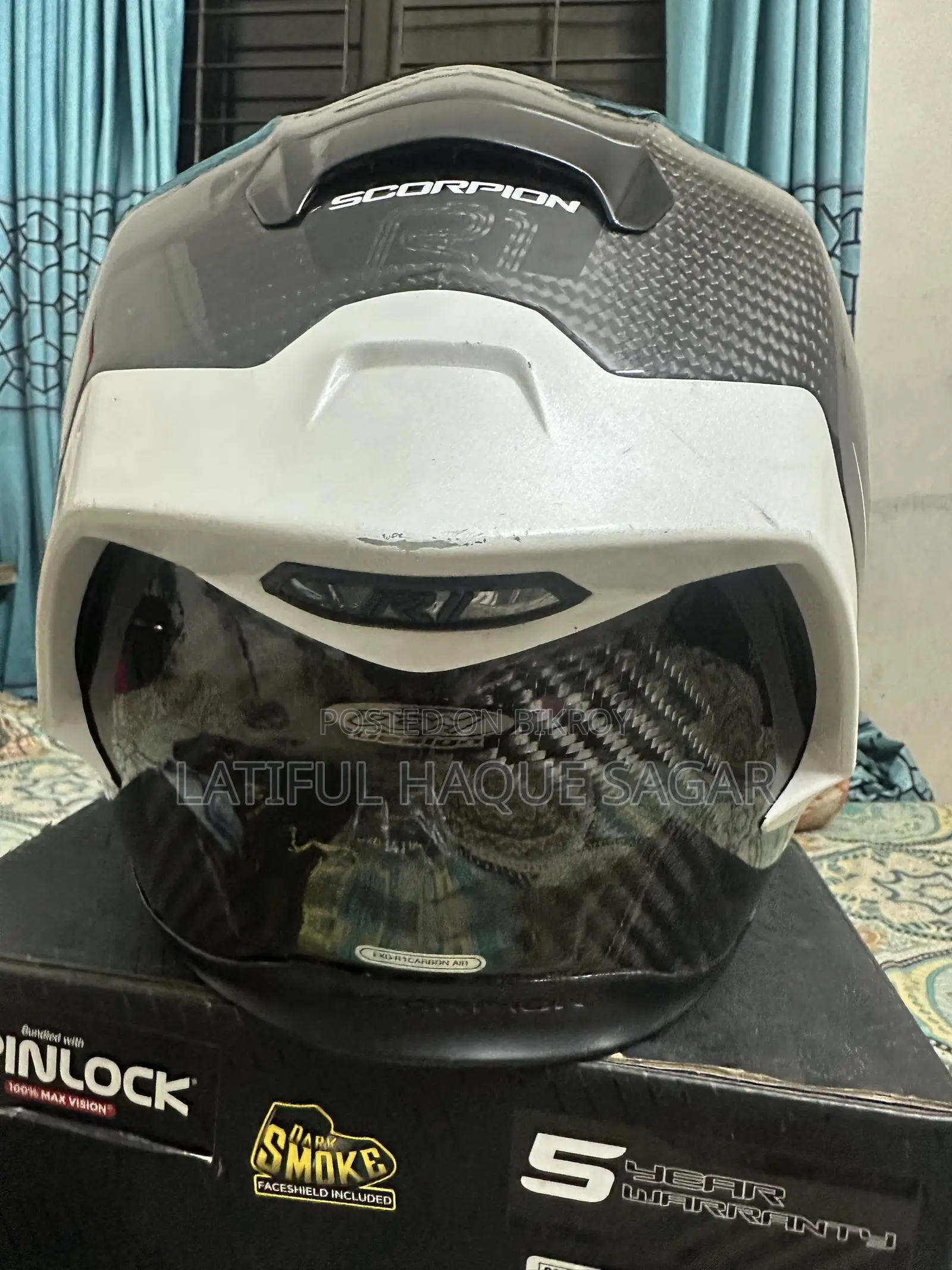 স্করপিয়ন এক্সও আর১ এয়ার কার্বন