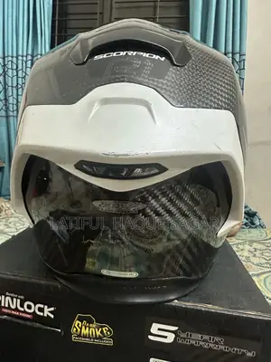 স্করপিয়ন এক্সও আর১ এয়ার কার্বন