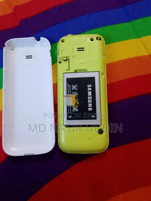 স্যামসাং গুরু মিউজিক ২ সাদা