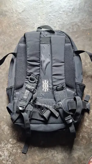 2 Backpacks