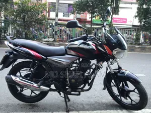 বাজাজ ডিসকভার ১১০ ২০২২ কালো
